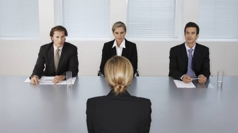 په کاري مرکه کې ستاسې پیاوړي او کمزوري ټکي