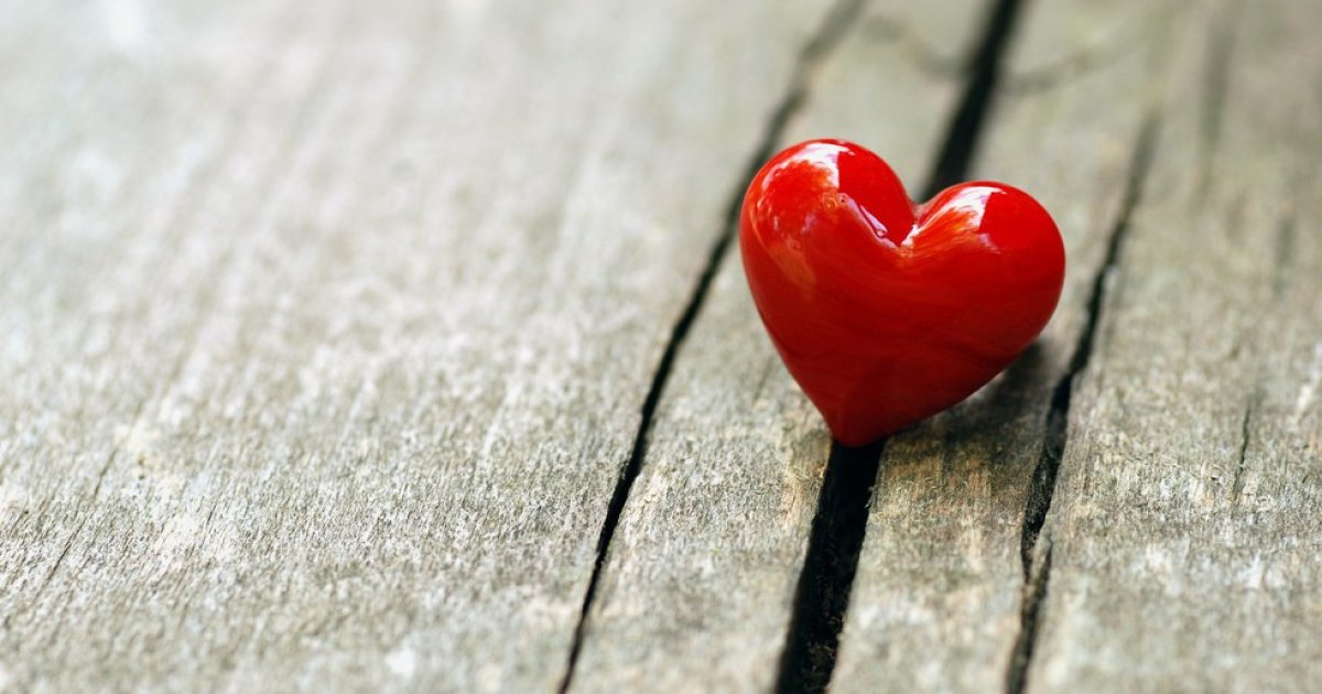 د مینې میاشت