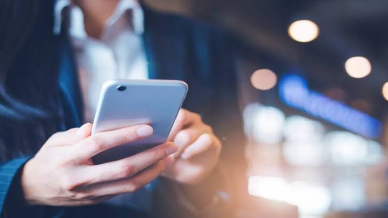 له موبايل څخه د ګټې اخيستنې ځينې آداب