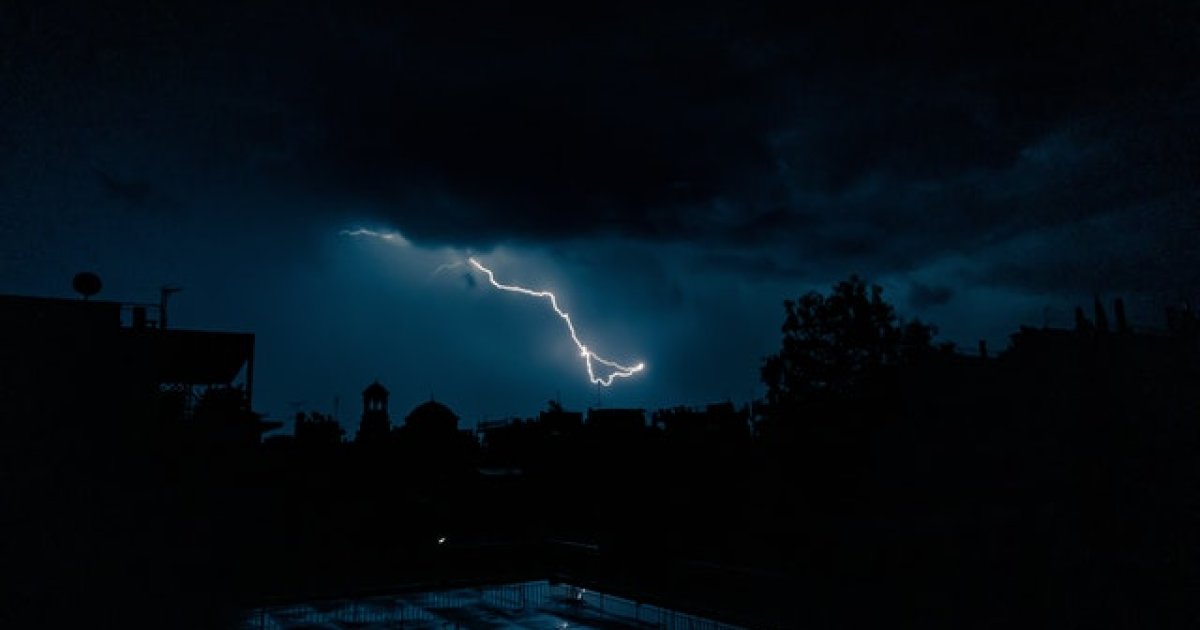 تالنده او برېښنا چيشي ده؟