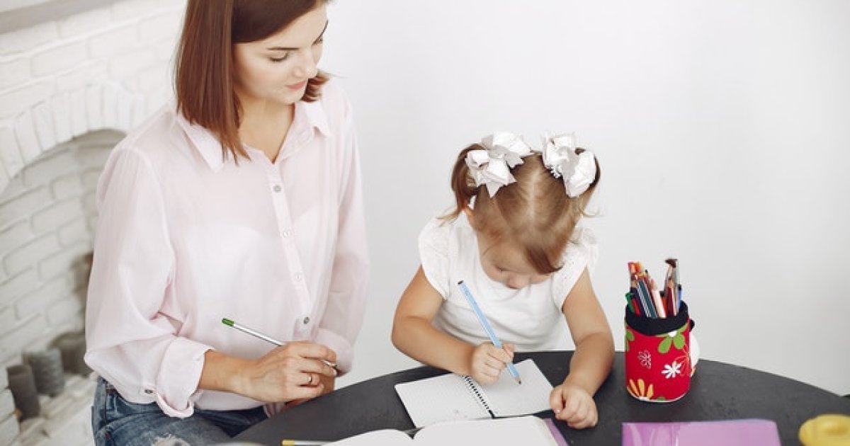 ماشومان څنګه کتاب لوستلو ته وهڅوو