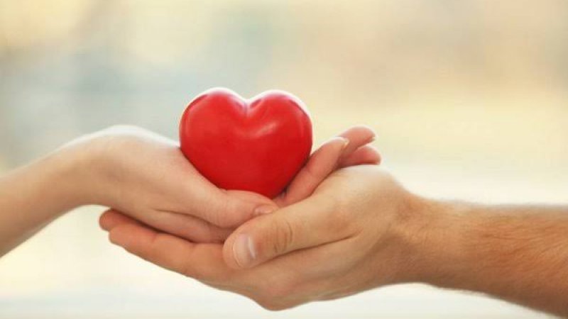 د خلکو په زړونو کې ځای داسې پیدا کړئ!