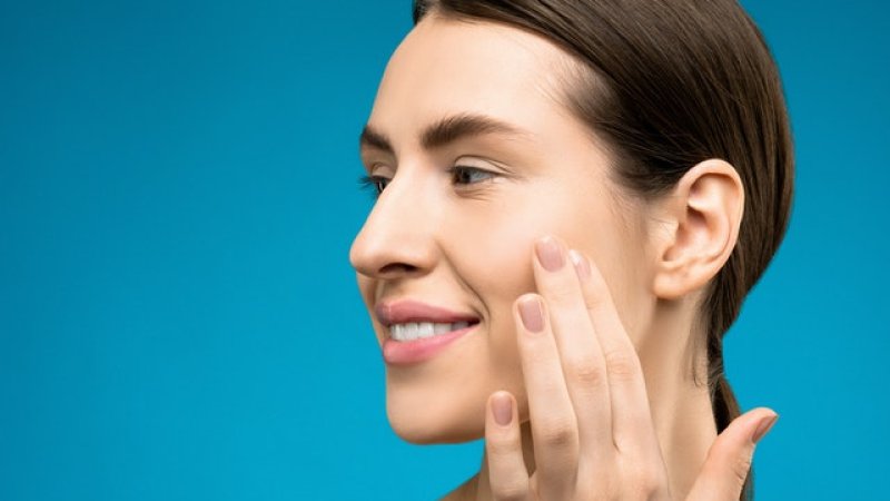 د خپل مخ پوستکی څنګه ښکلی کړو