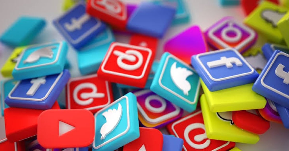 په ټولنیزو رسنیو کې د خوندیتوب تګلاره!