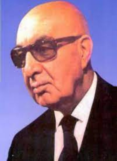 د سردار محمد داود خان د واکمنۍ سياسي ستونزې
